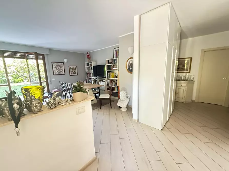 Immagine 4 di Casa bifamiliare in vendita  a Massa