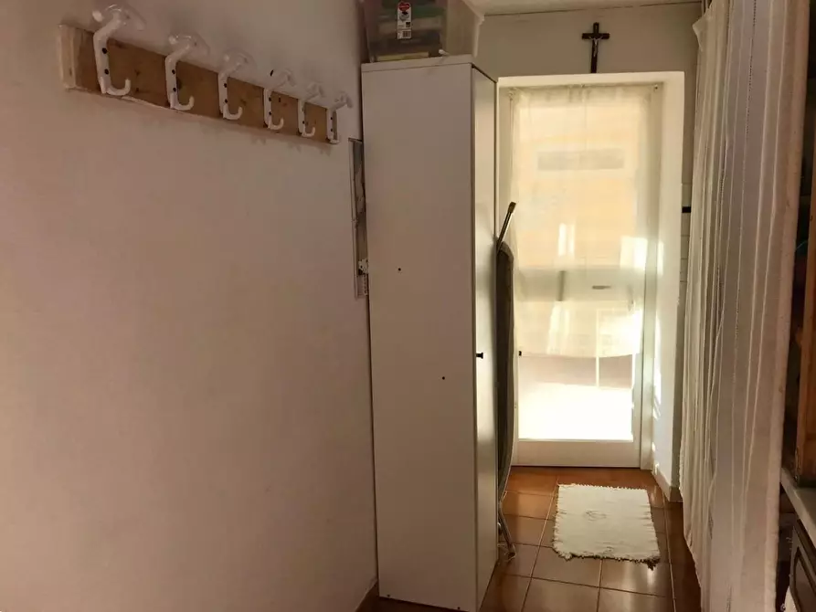 Immagine 8 di Villa in vendita  a Carrara