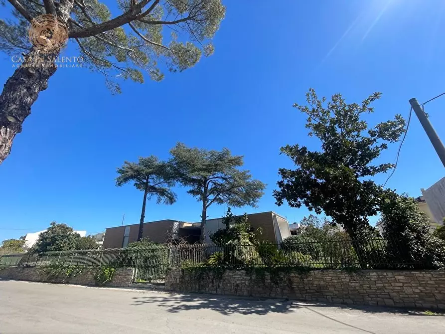 Immagine 38 di Villa in vendita  a Tricase