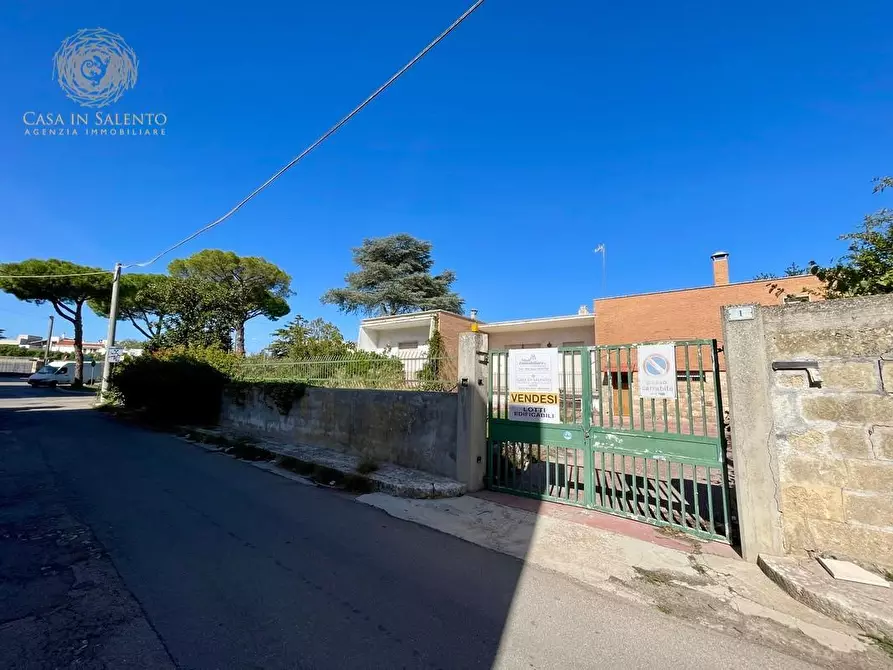 Immagine 27 di Villa in vendita  a Tricase