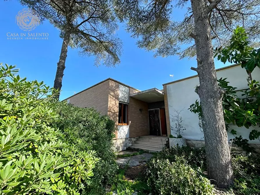 Immagine 1 di Villa in vendita  a Tricase