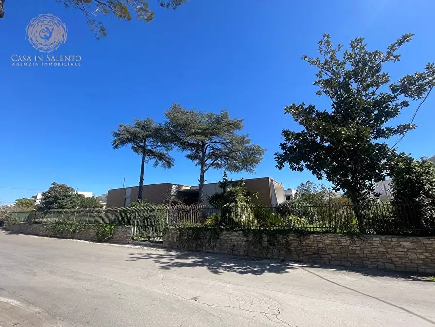 Immagine 32 di Villa in vendita  a Tricase