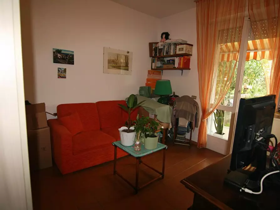 Immagine 23 di Appartamento in vendita  a Carrara