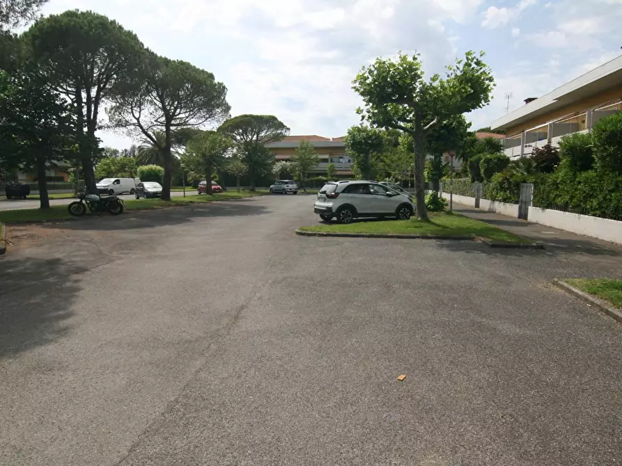 Immagine 8 di Appartamento in vendita  a Carrara