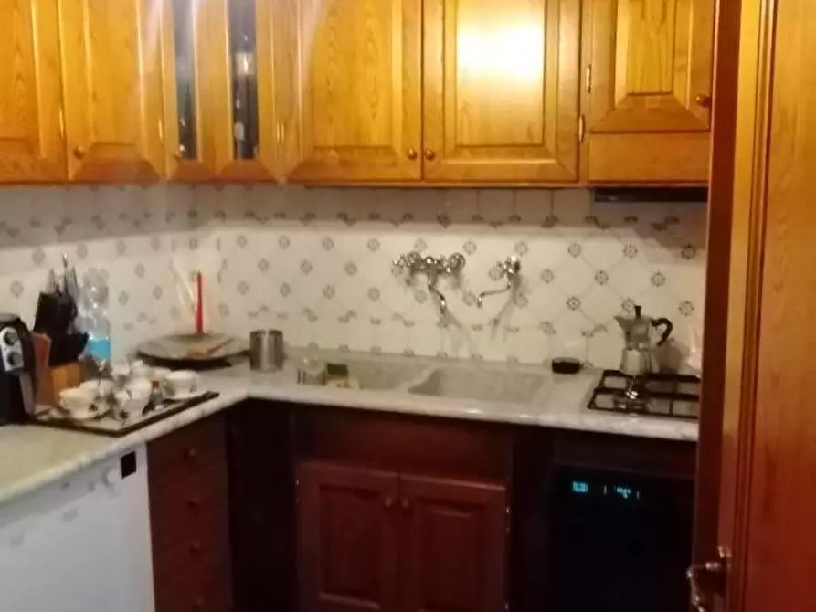 Immagine 18 di Villa in vendita  a Massa