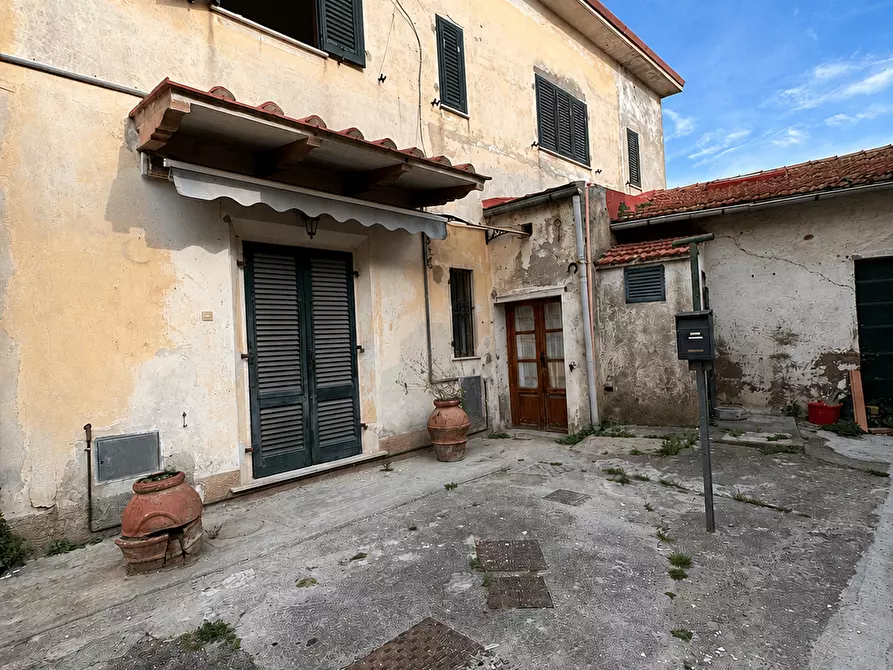 Immagine 1 di Terratetto in vendita  a Cascina