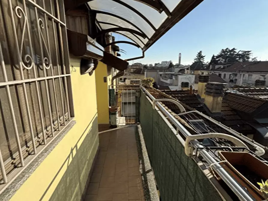 Immagine 9 di Appartamento in vendita  a Milano