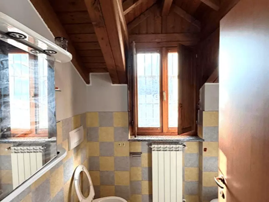 Immagine 15 di Appartamento in vendita  a Milano