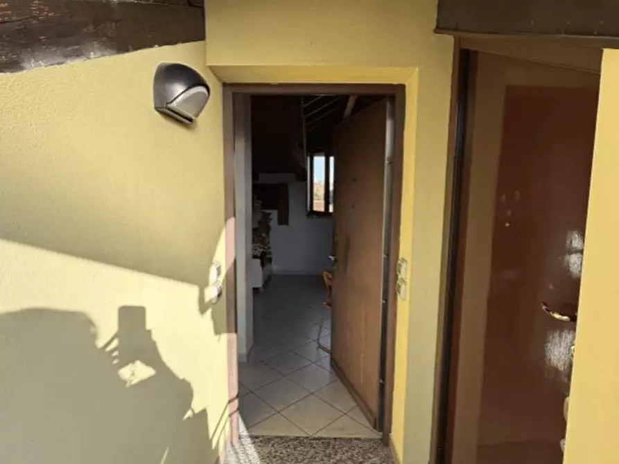 Immagine 10 di Appartamento in vendita  a Milano