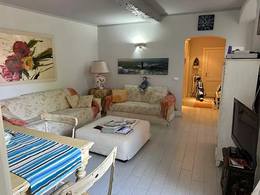 Immagine 5 di Appartamento in vendita  a Lerici
