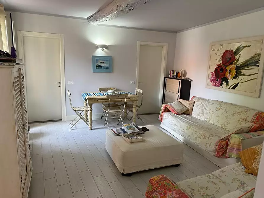Immagine 6 di Appartamento in vendita  a Lerici