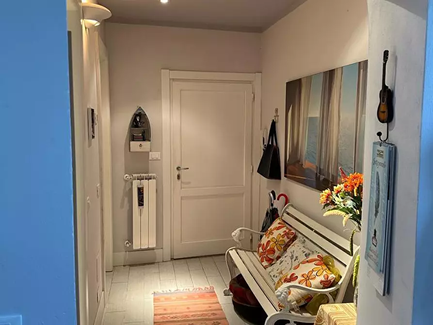 Immagine 7 di Appartamento in vendita  a Lerici