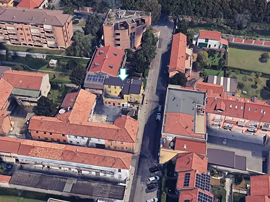 Immagine 3 di Appartamento in vendita  a Varedo