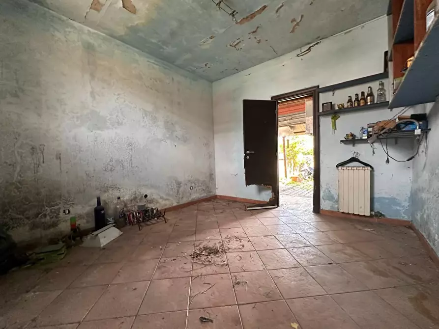 Immagine 43 di Casa semindipendente in vendita  a Cascina