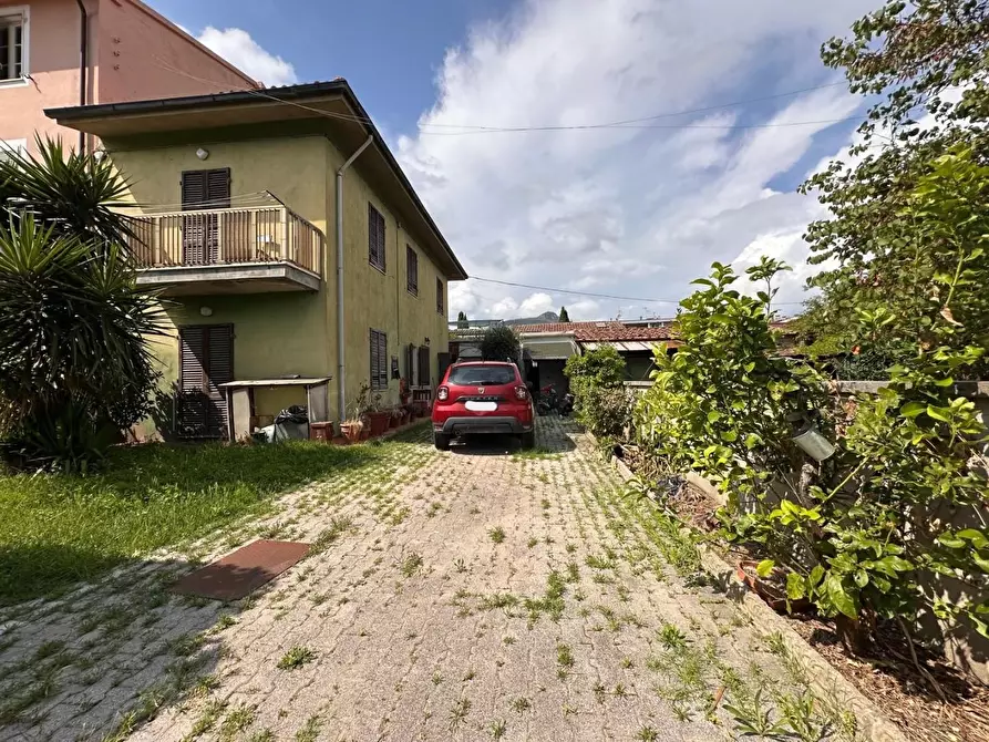 Immagine 56 di Casa semindipendente in vendita  a Cascina