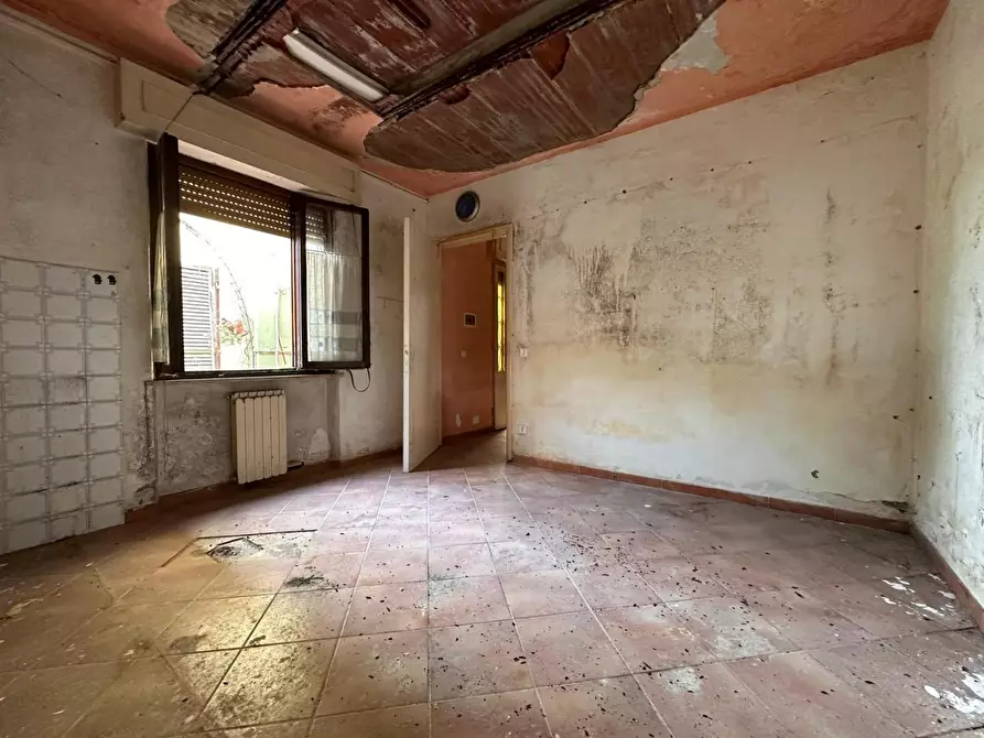 Immagine 41 di Casa semindipendente in vendita  a Cascina