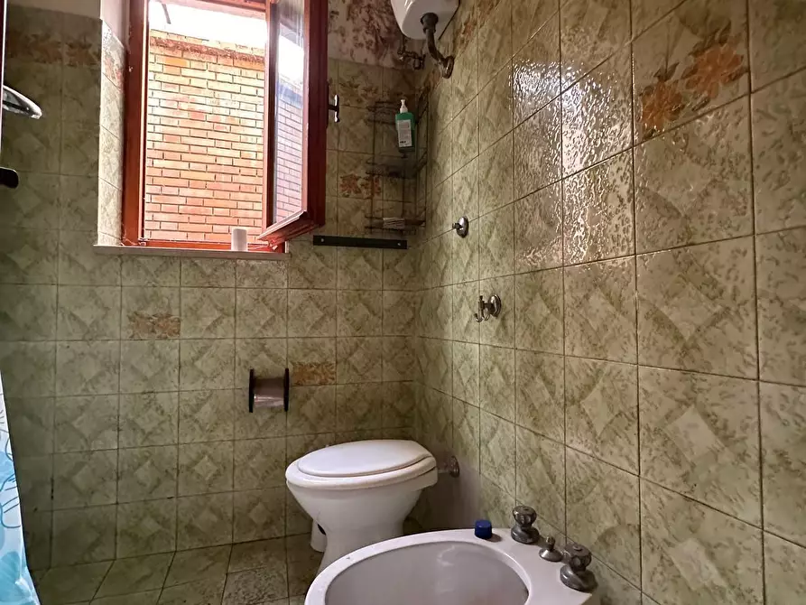 Immagine 13 di Casa semindipendente in vendita  a Cascina