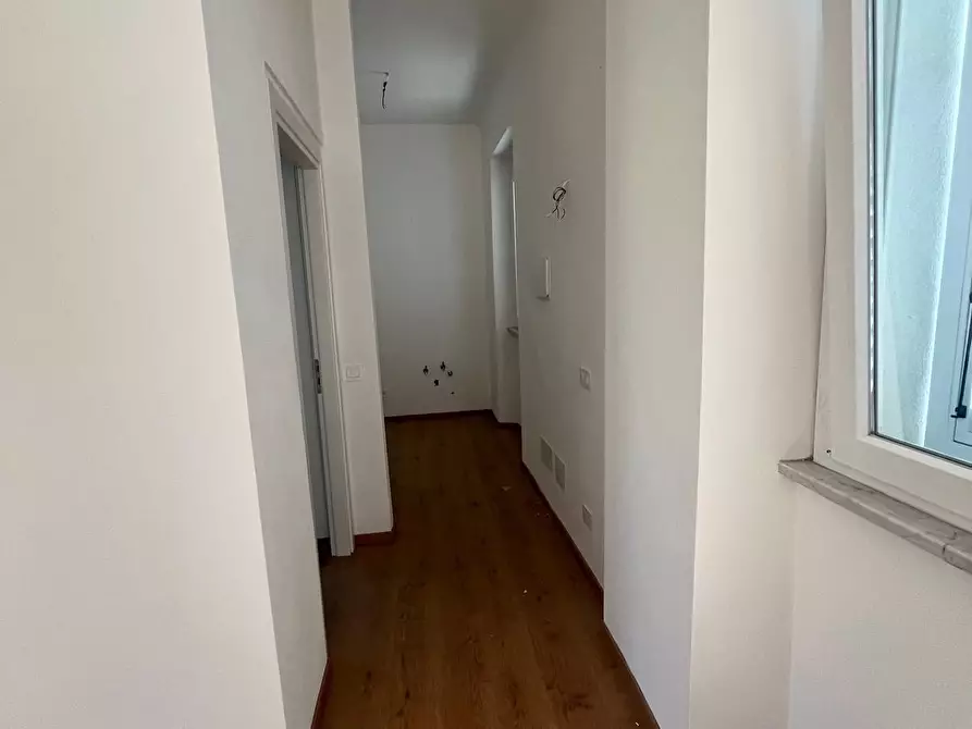 Immagine 8 di Appartamento in vendita  a Sarzana