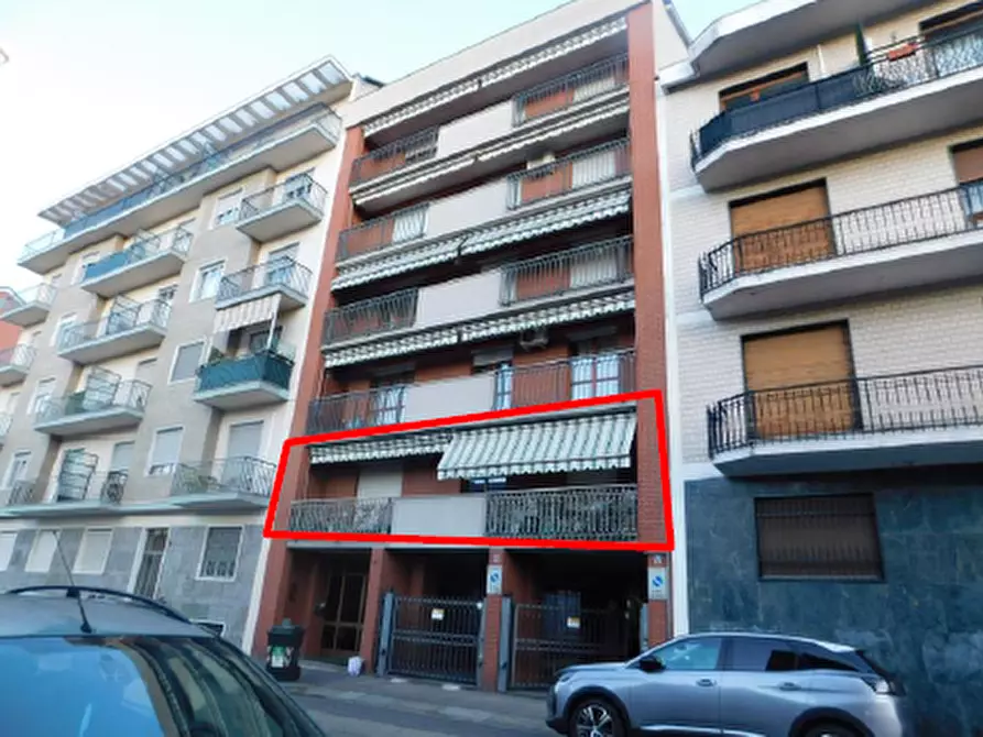 Immagine 1 di Appartamento in vendita  a Torino