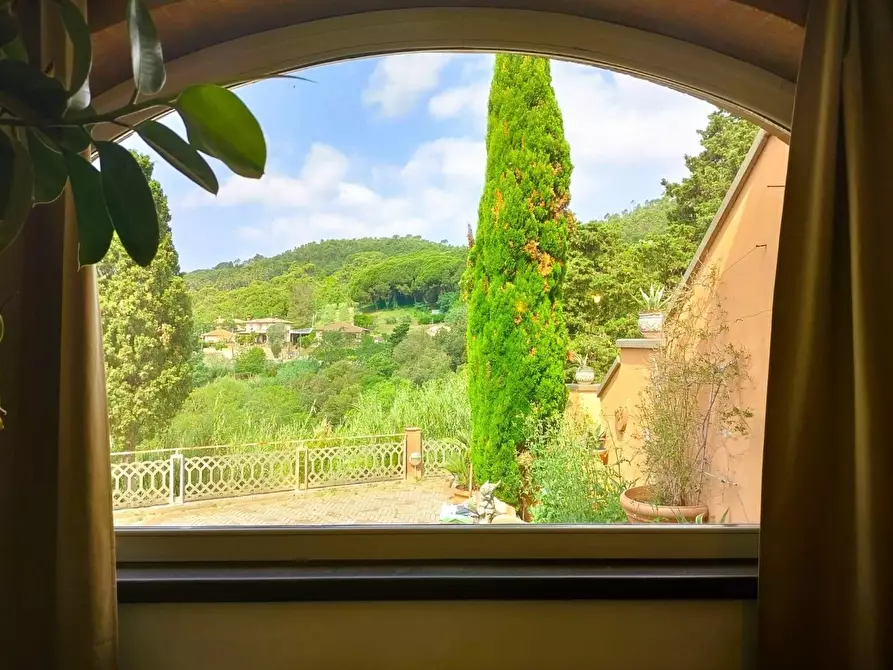 Immagine 1 di Villetta a schiera in vendita  a Rosignano Marittimo