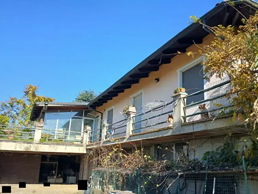 Immagine 1 di Villa in vendita  a Leini