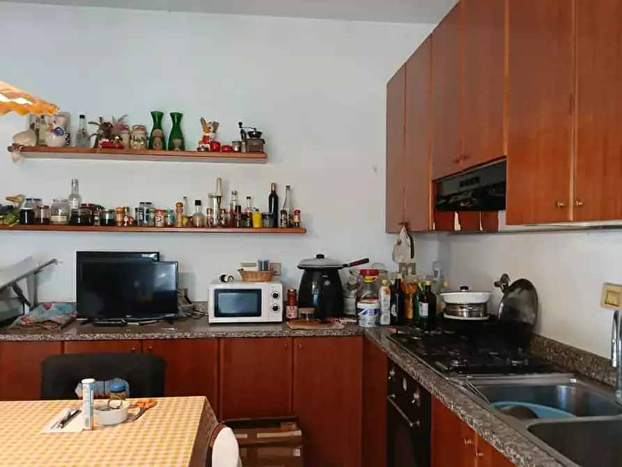 Immagine 5 di Villa in vendita  a Leini