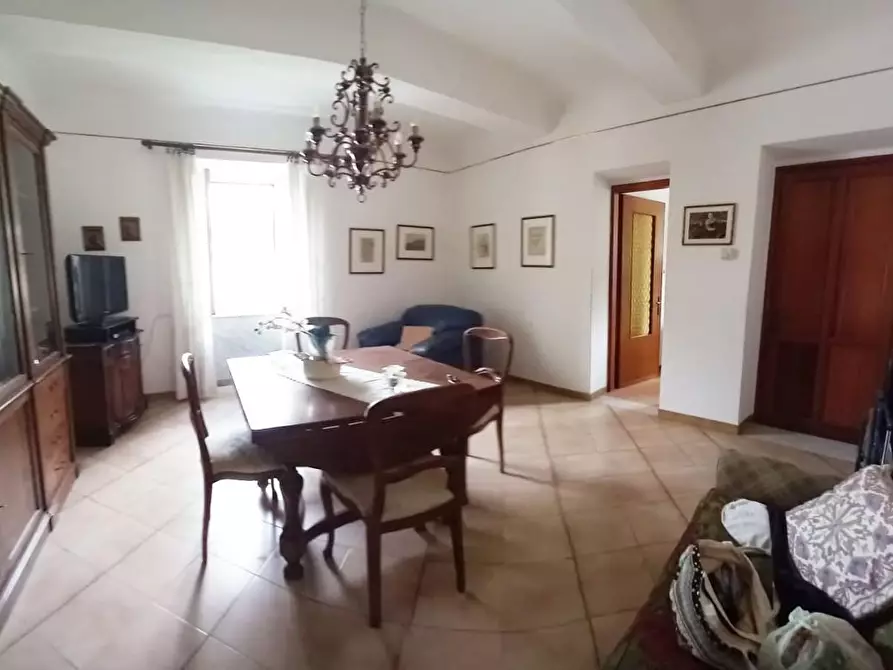 Immagine 12 di Porzione di casa in vendita  a Carrara