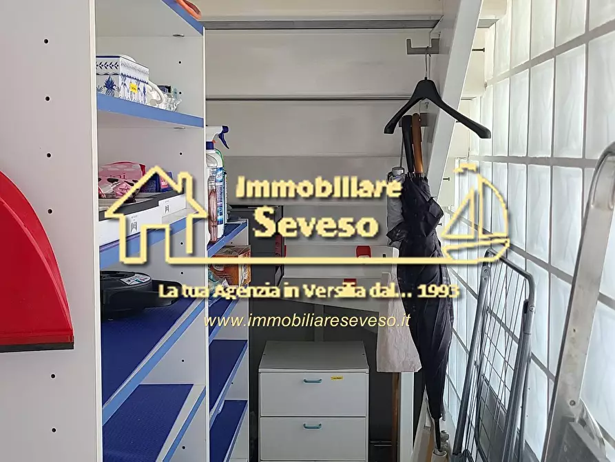 Immagine 25 di Mansarda in vendita  a Pietrasanta
