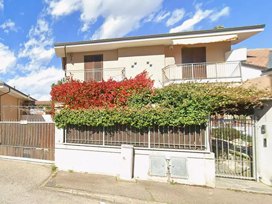 Immagine 2 di Casa bifamiliare in vendita  a Volvera