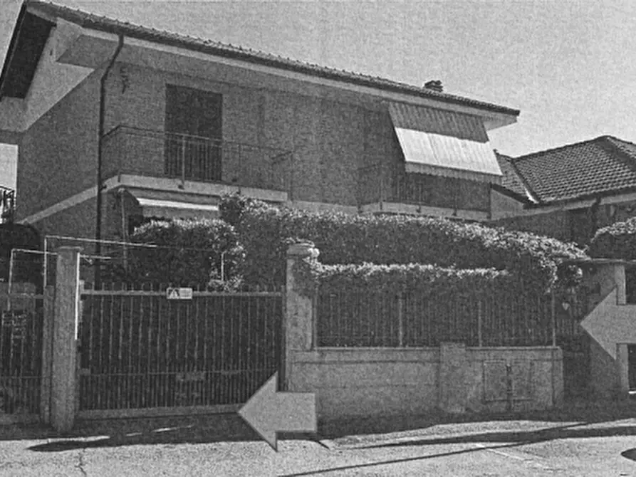 Immagine 3 di Casa bifamiliare in vendita  a Volvera
