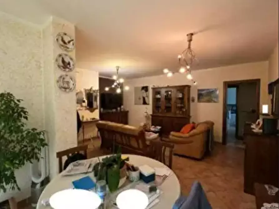 Immagine 4 di Appartamento in vendita  a Pinerolo