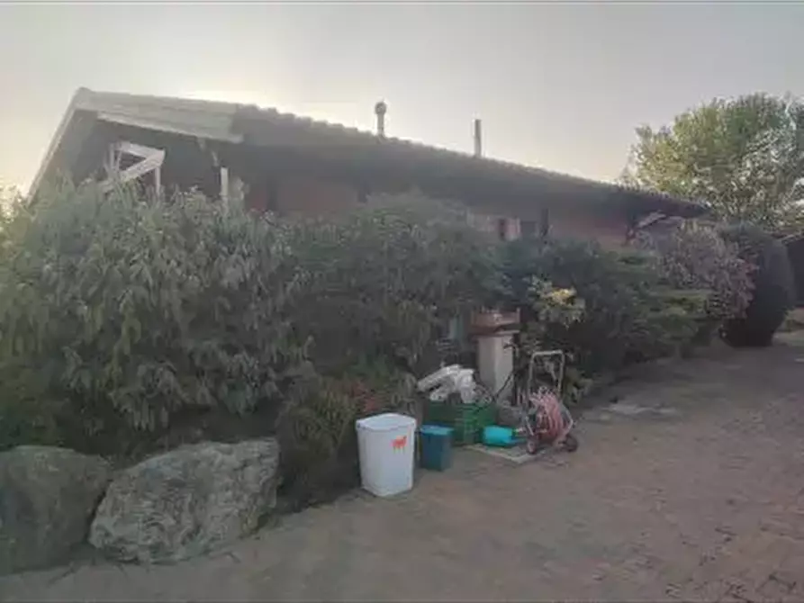 Immagine 17 di Villetta a schiera in vendita  a Strambino