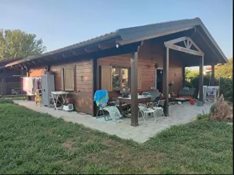 Immagine 2 di Villetta a schiera in vendita  a Strambino