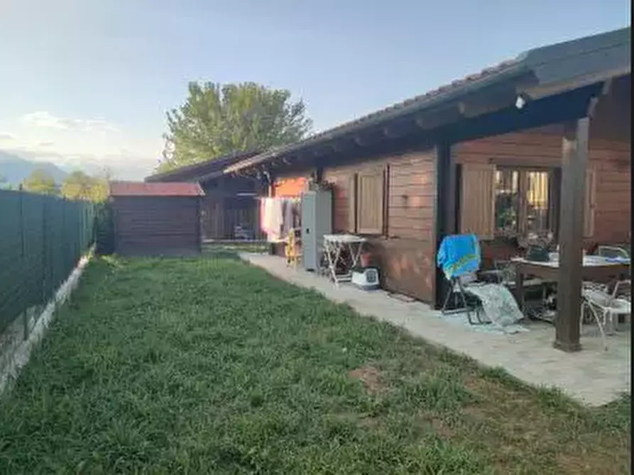 Immagine 12 di Villetta a schiera in vendita  a Strambino