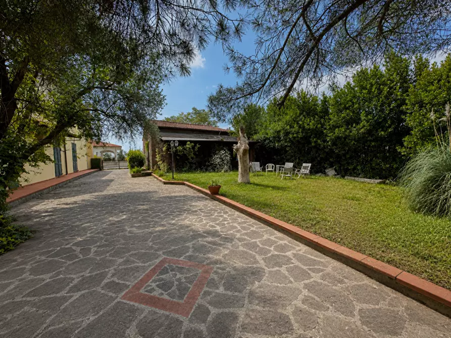 Immagine 21 di Casa semindipendente in vendita  a Larciano