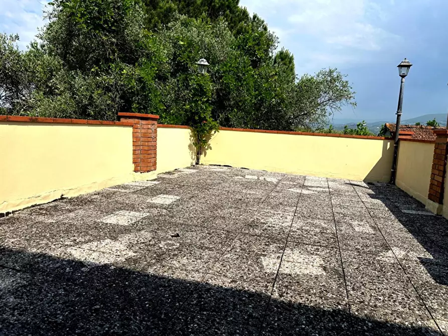 Immagine 13 di Casa semindipendente in vendita  a Larciano