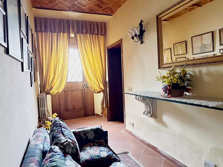 Immagine 9 di Casa semindipendente in vendita  a Larciano