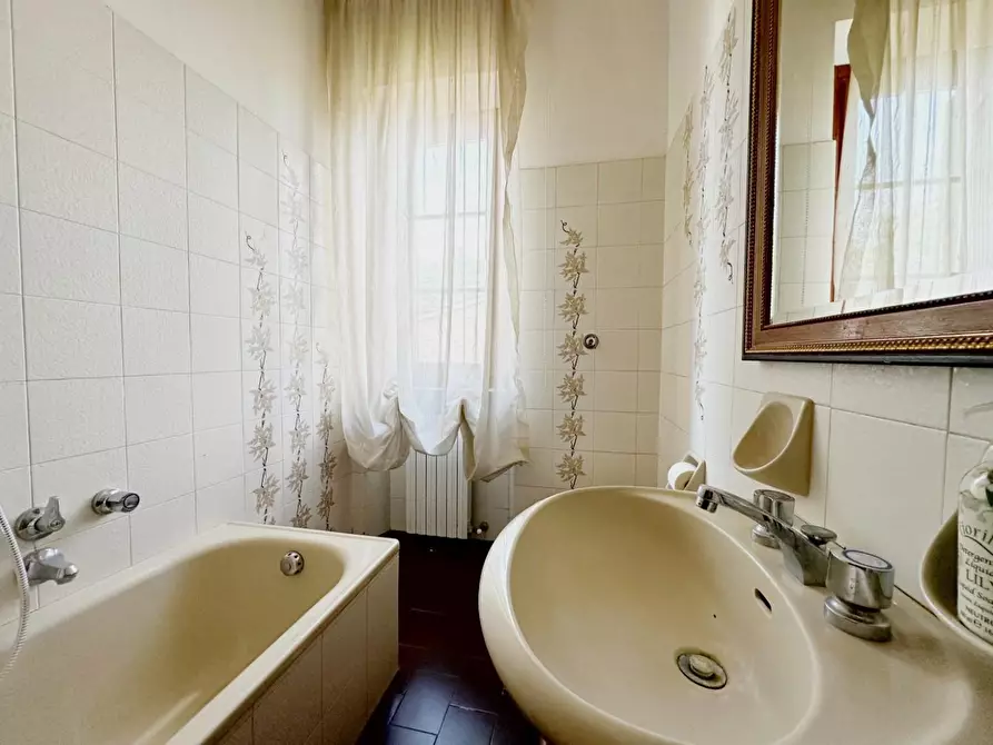 Immagine 17 di Casa semindipendente in vendita  a Larciano