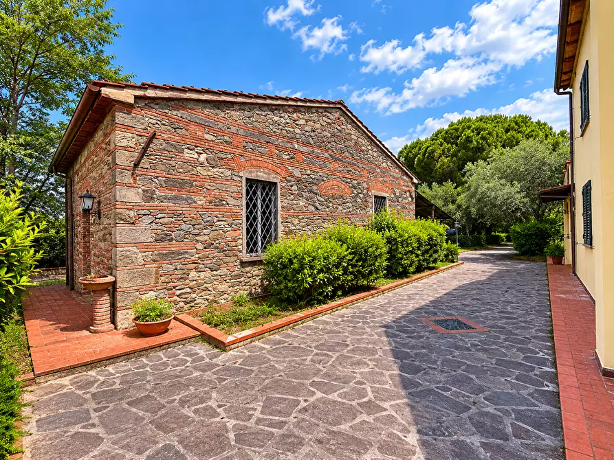 Immagine 24 di Casa semindipendente in vendita  a Larciano