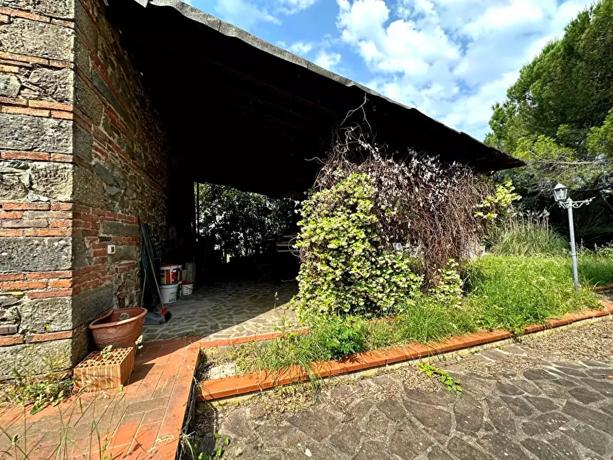 Immagine 20 di Casa semindipendente in vendita  a Larciano