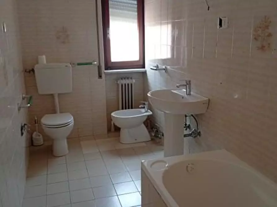 Immagine 13 di Appartamento in vendita  a Massa