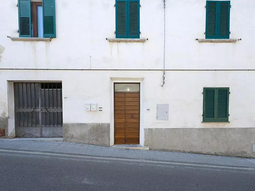 Immagine 22 di Casa colonica in vendita  a Santa Maria A Monte
