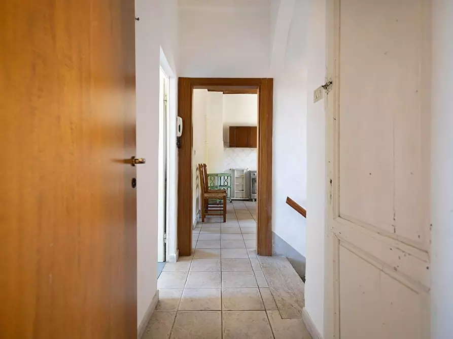 Immagine 14 di Casa colonica in vendita  a Santa Maria A Monte