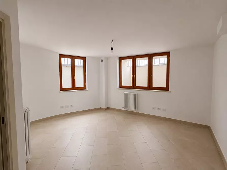 Immagine 20 di Villetta a schiera in vendita  a Camaiore