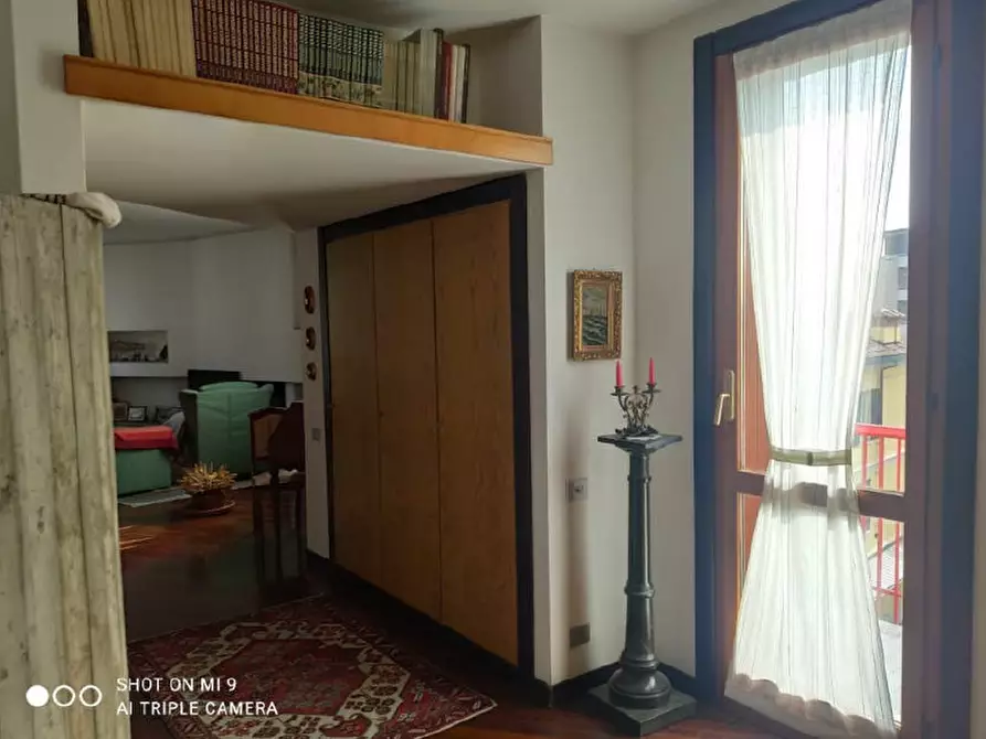 Immagine 5 di Appartamento in vendita  a Erba