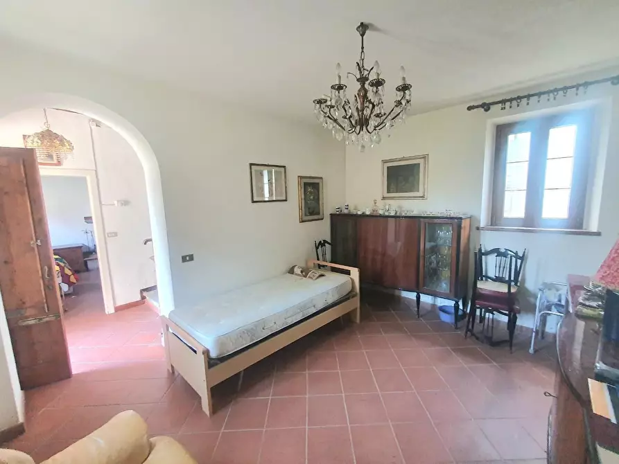 Immagine 8 di Casa semindipendente in vendita  a Capannori