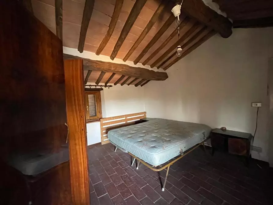Immagine 43 di Casa semindipendente in vendita  a Capannori