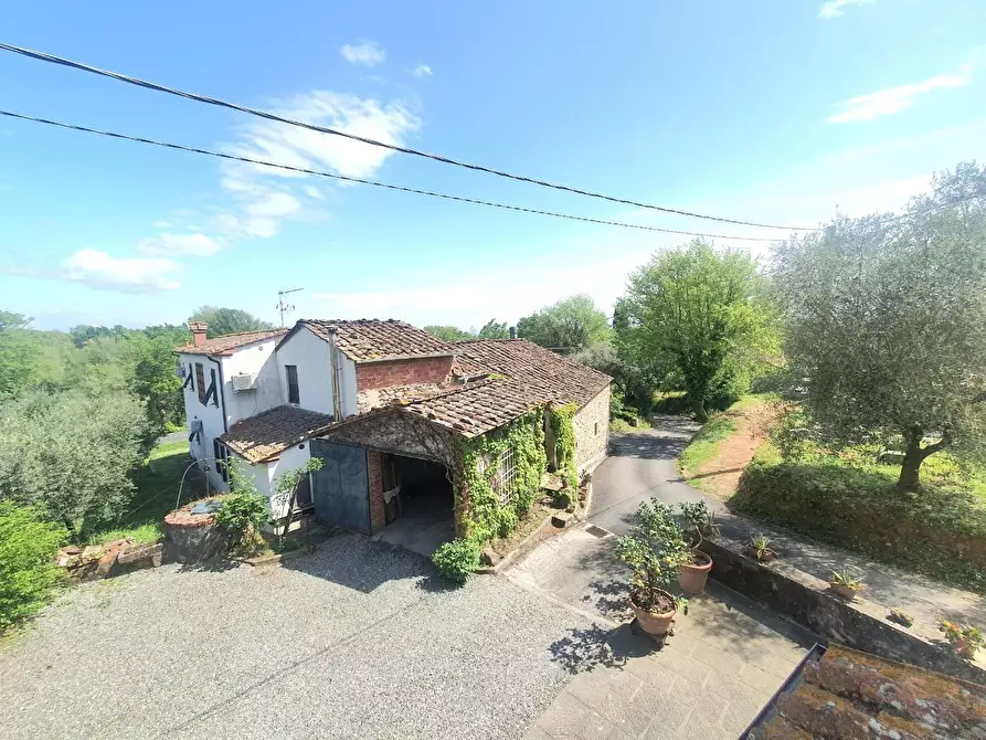 Immagine 10 di Casa semindipendente in vendita  a Capannori