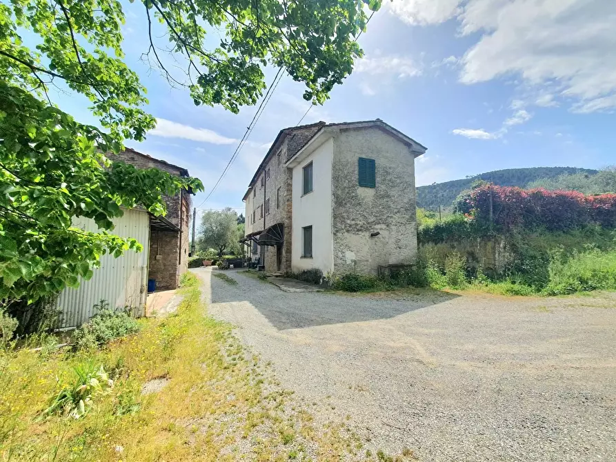 Immagine 20 di Casa semindipendente in vendita  a Capannori