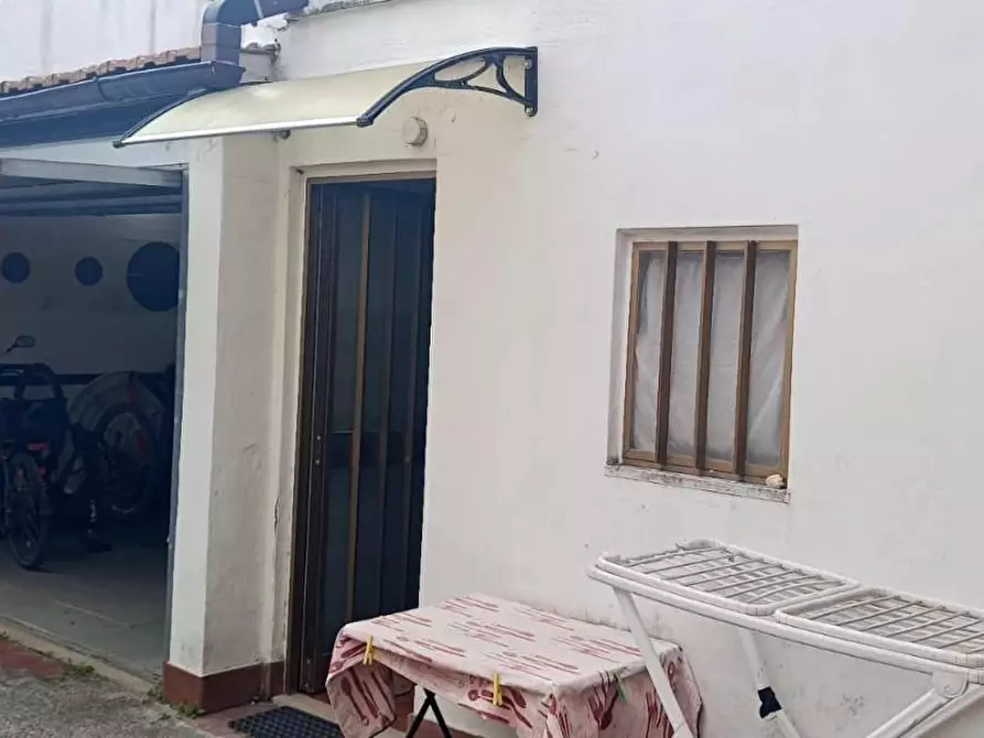 Immagine 25 di Terratetto in vendita  a Cascina